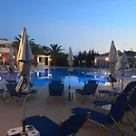 Stemma Apartmanhotel 3*